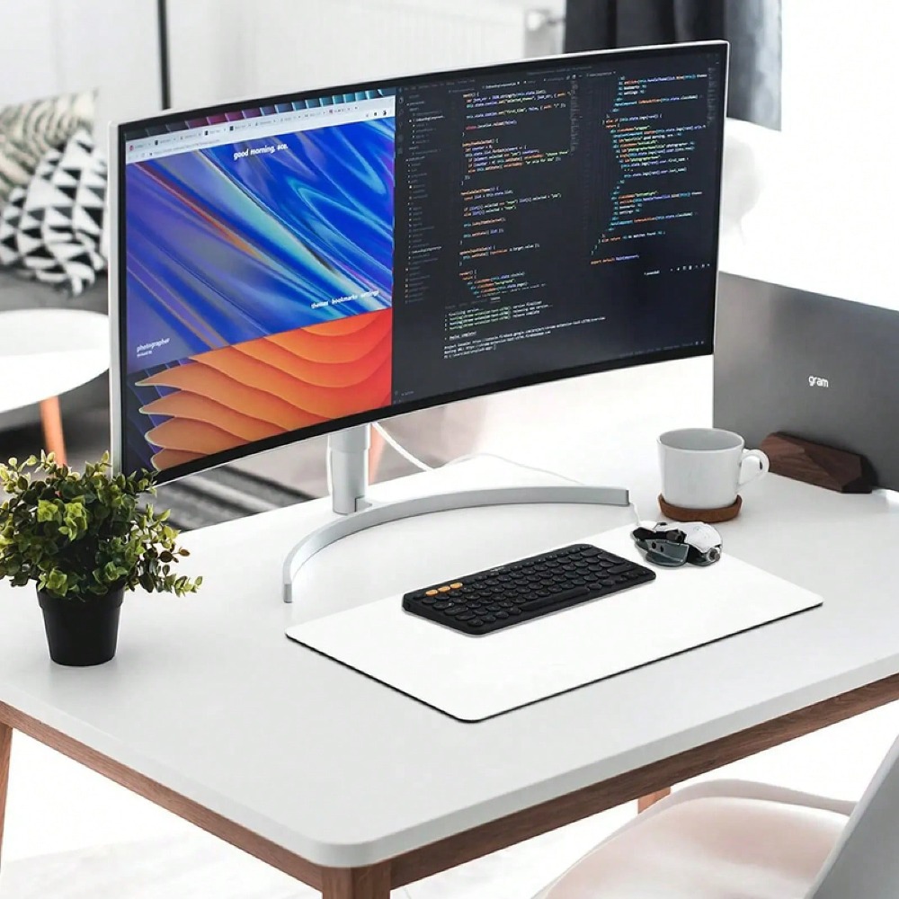 Podkładka na biurko z różowym  – Gaming Keyboard Typewriter recenzja i cena